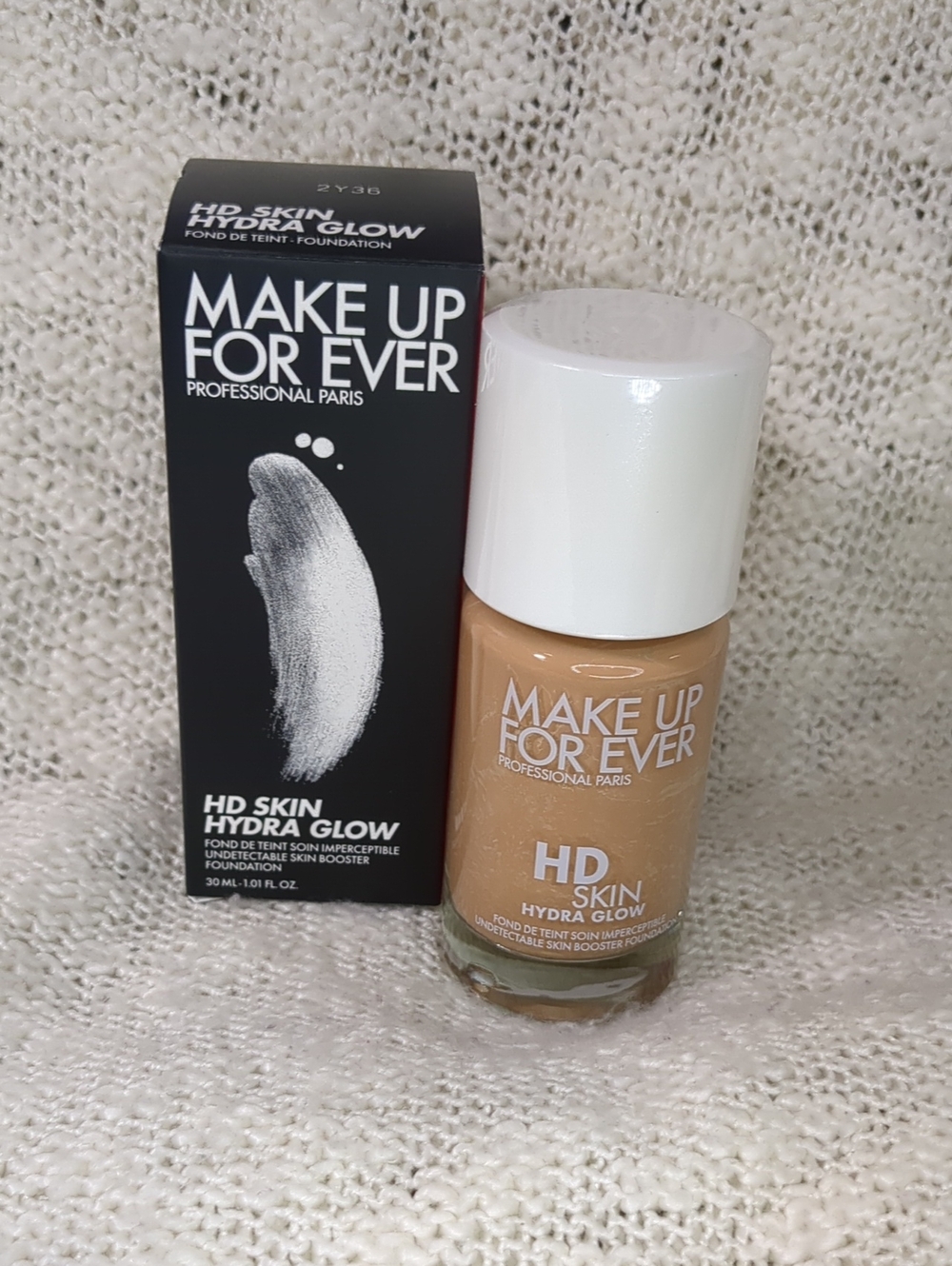 Makeup Forever HD Skin Hydra Glow Foundation in 2Y36(Warm Honey), 30ml/1.01fl oz